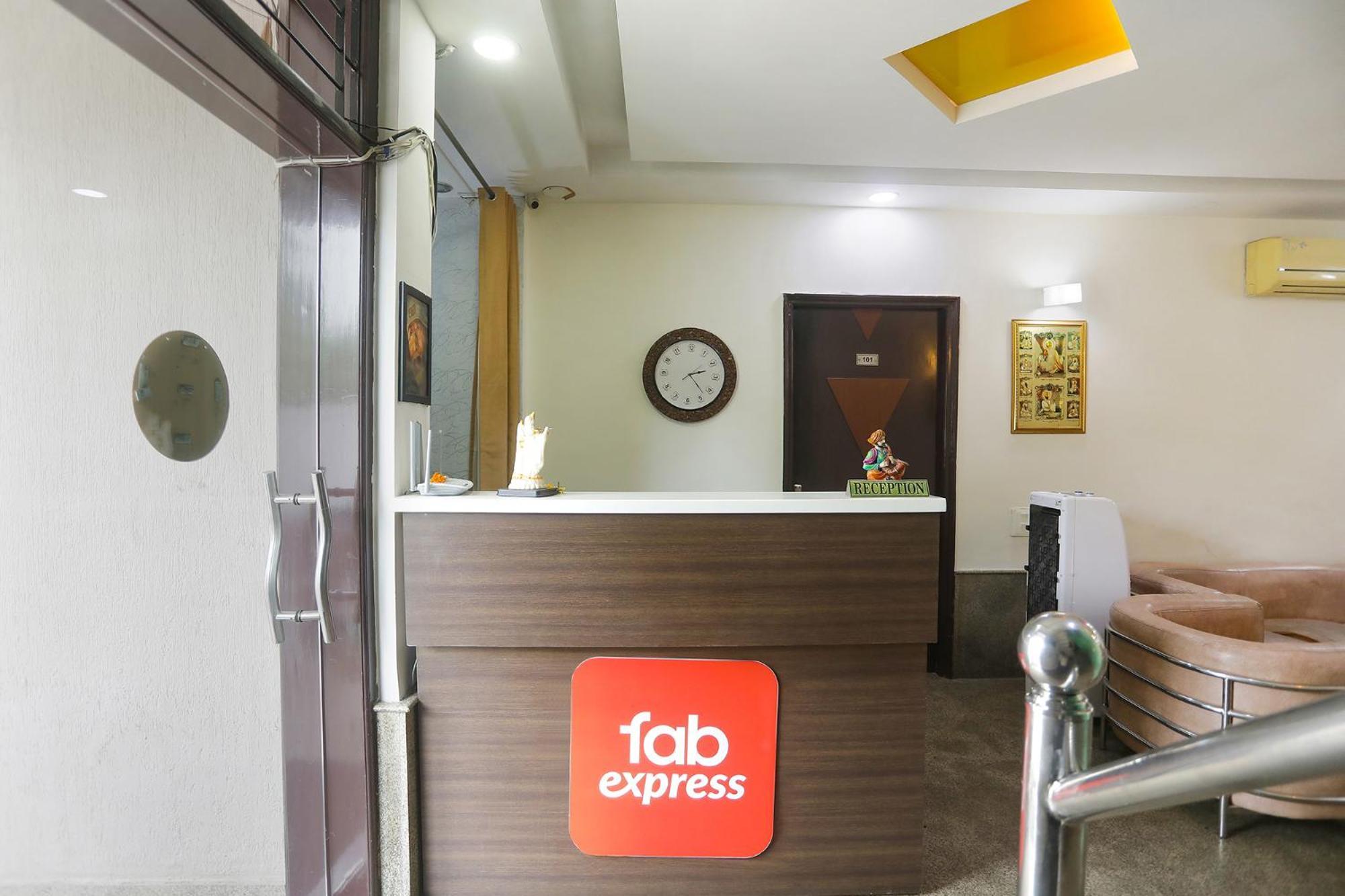 Fabexpress Next Home Gurgaon Exterior foto