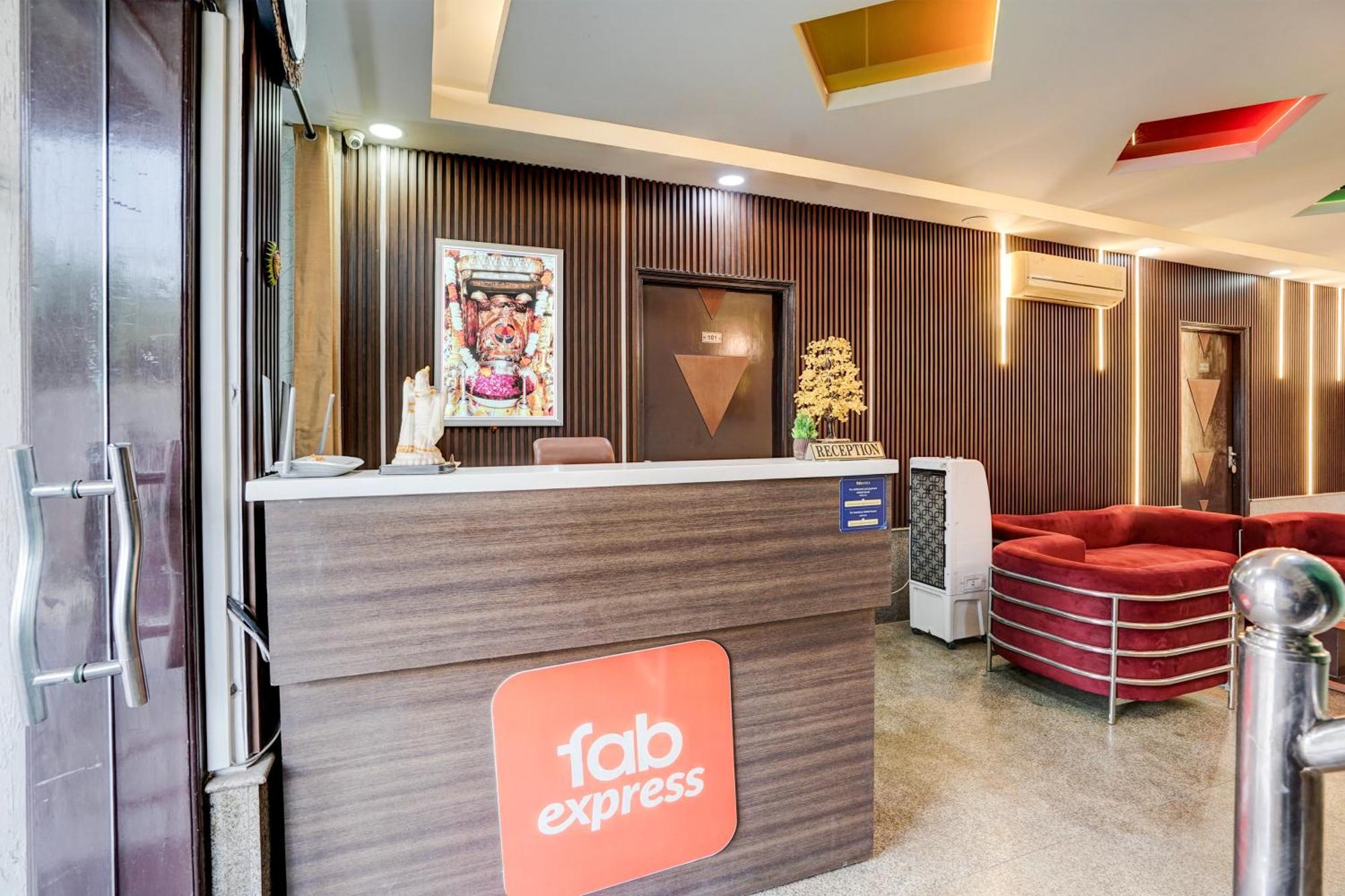 Fabexpress Next Home Gurgaon Exterior foto
